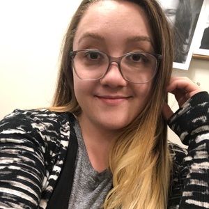 Meet your Posher, Kelsey